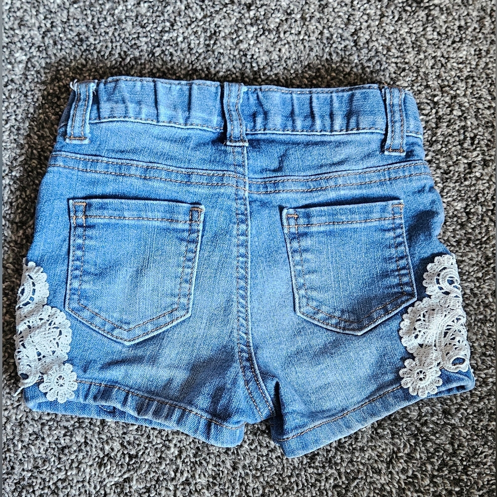 2 Cat & Jack Jean Laced Toddler Shorts - Picture 3 of 10